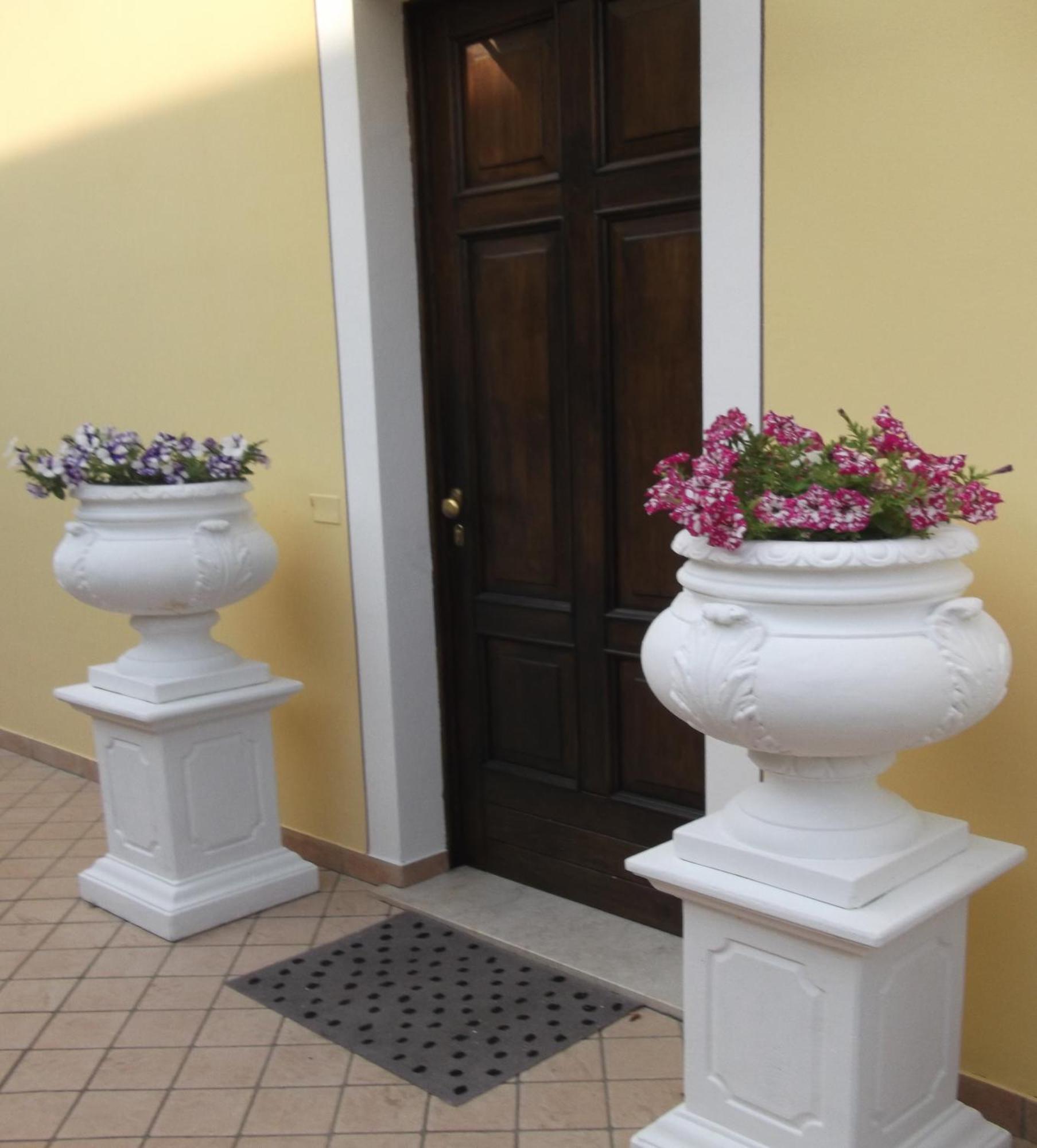 Villa Paradiso 波尔佩纳泽德尔加尔达 外观 照片